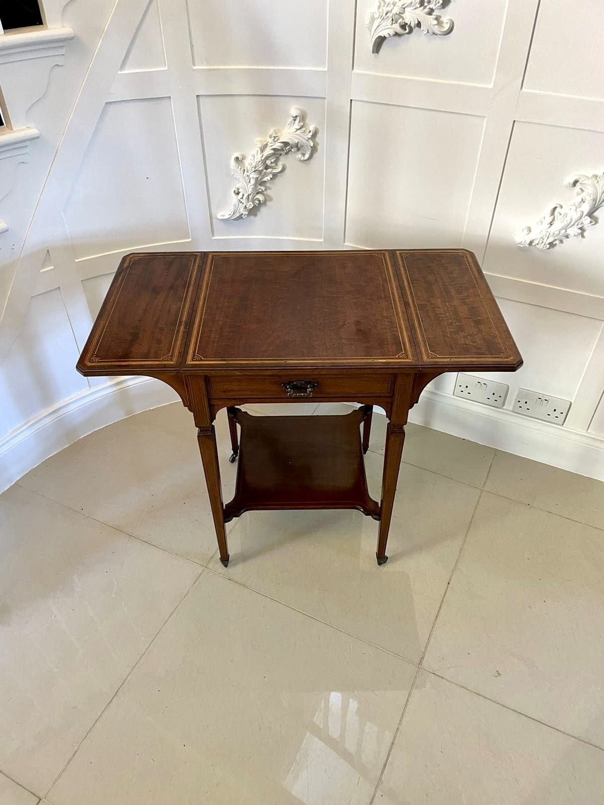 photo buy Fine Quality Antique Inlaid Mahogany Occasional/Lamp Table
