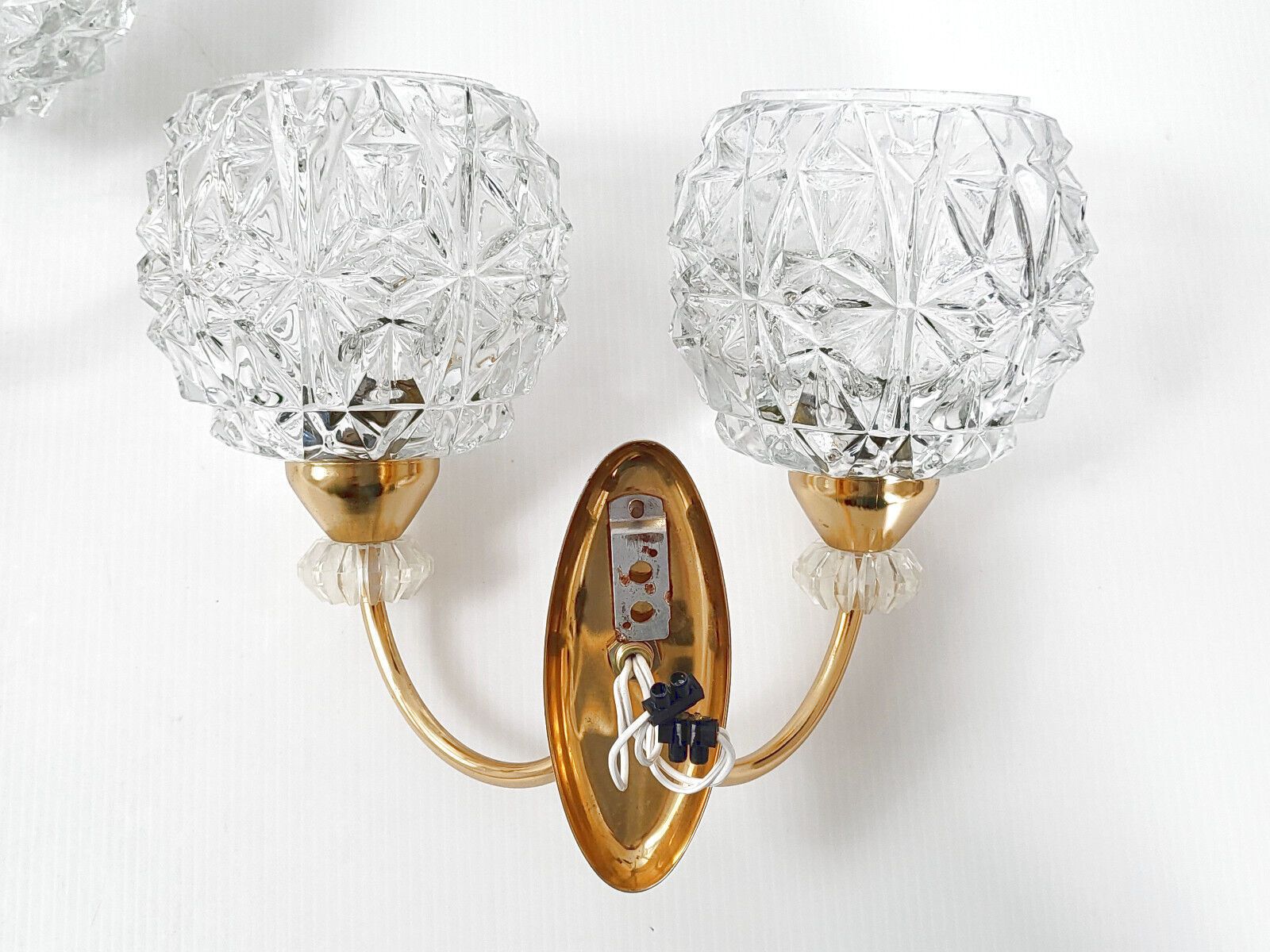 Paar Vintage Wandlampen, Maison Arlus, Glas En Messing, Ca. Jaren 1950 photo Verlichting