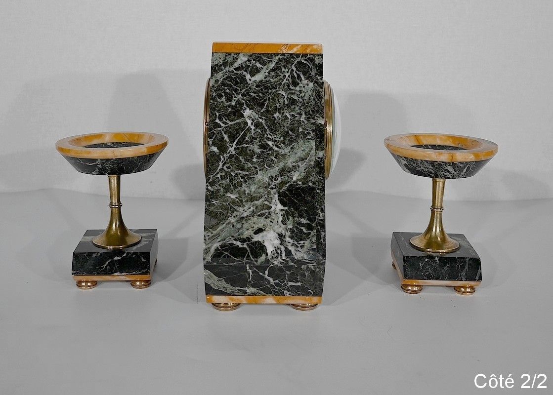 photo furniture Marble And Bronze Fireplace Trim, Art Deco – 1920