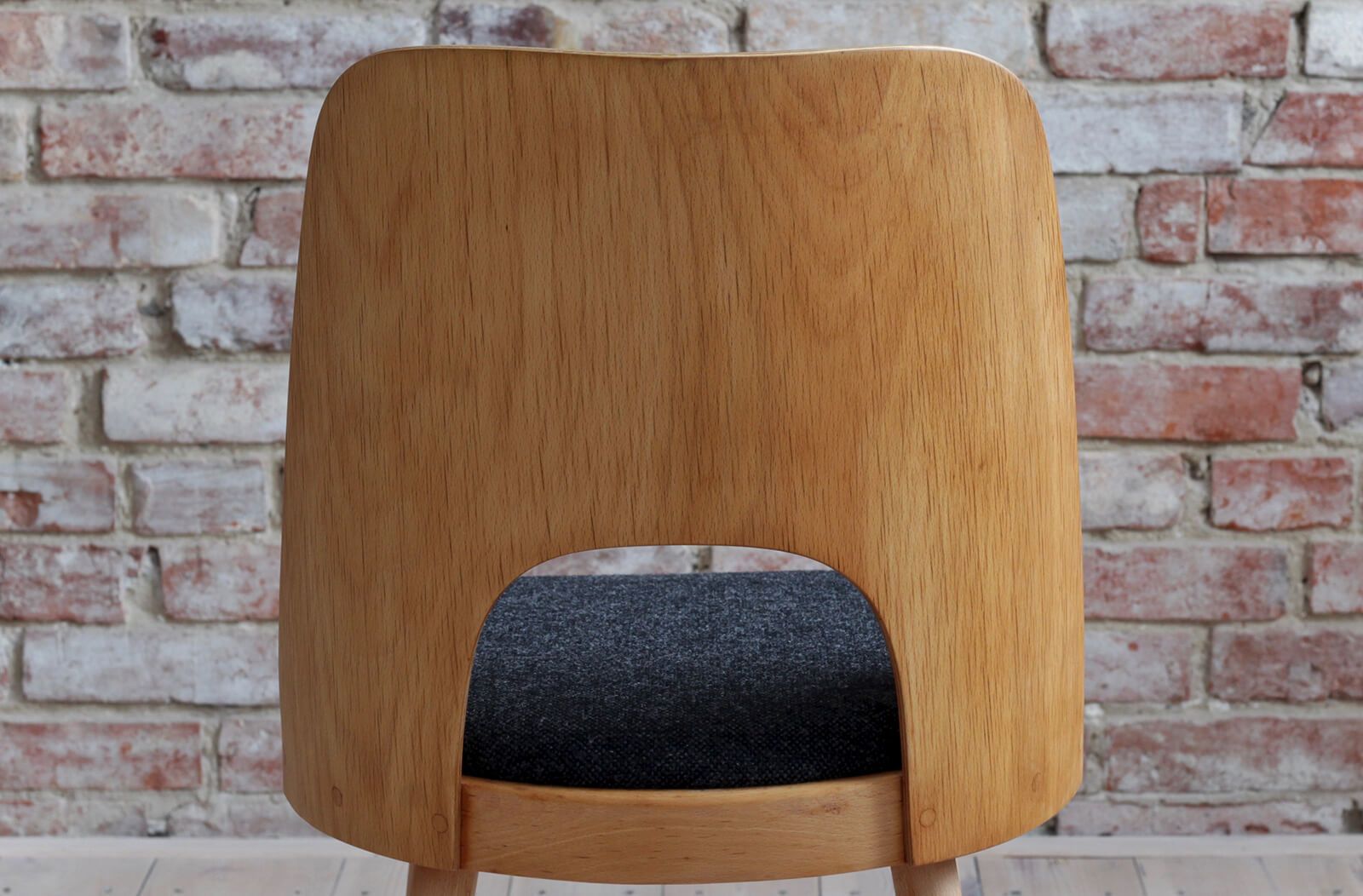 photo buy Set Of 8 Dining Chairs By Oswald Haerdtl, Reupholstered In Kvadrat Fabric