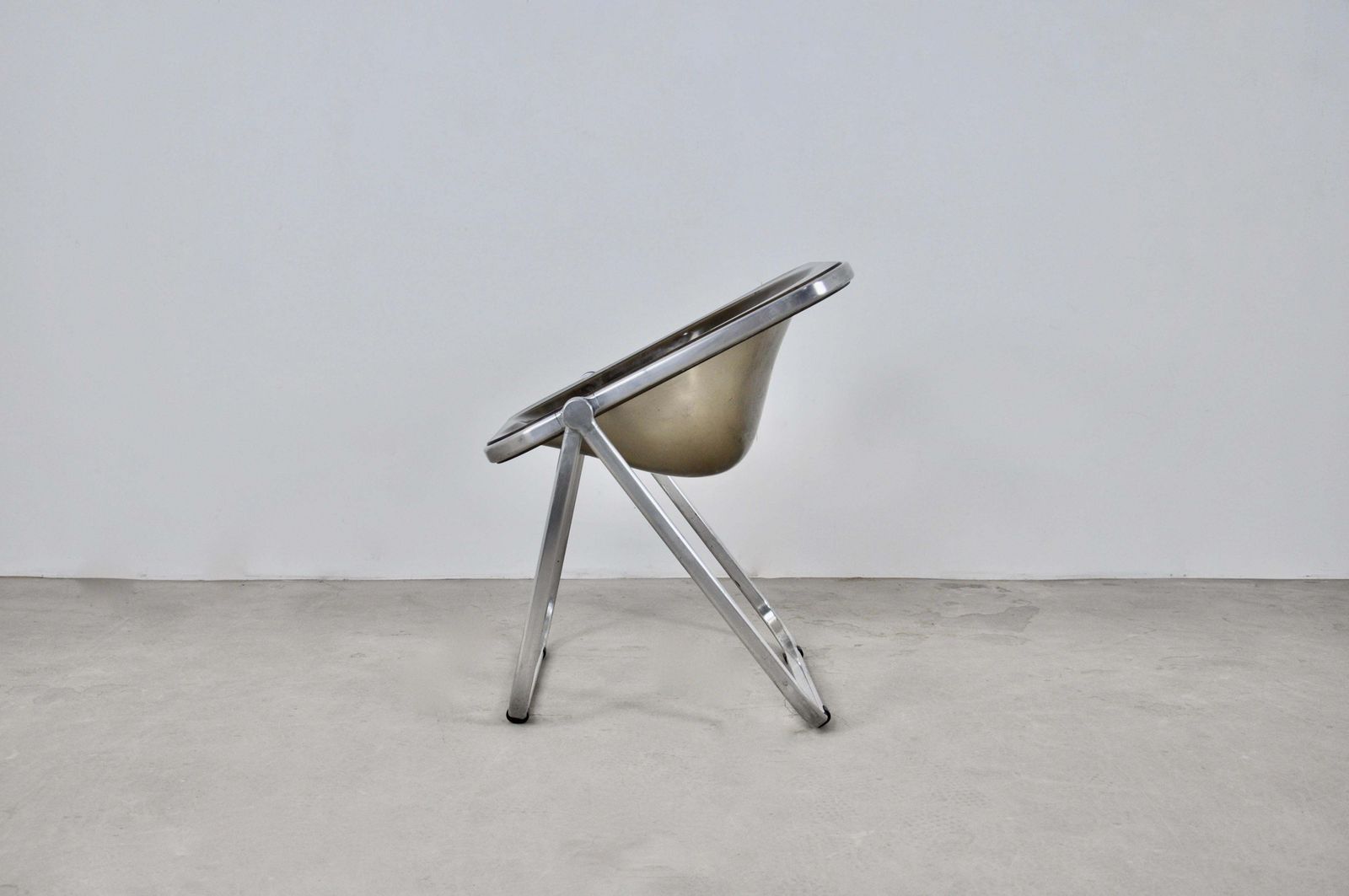 Plona Desk Chair By Giancarlo Piretti For Castelli, 1970s photo vinterior