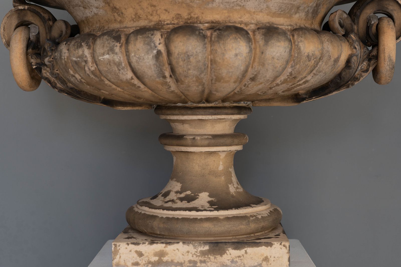 photo furniture Pair Of Antique James Pulham Garden Urns