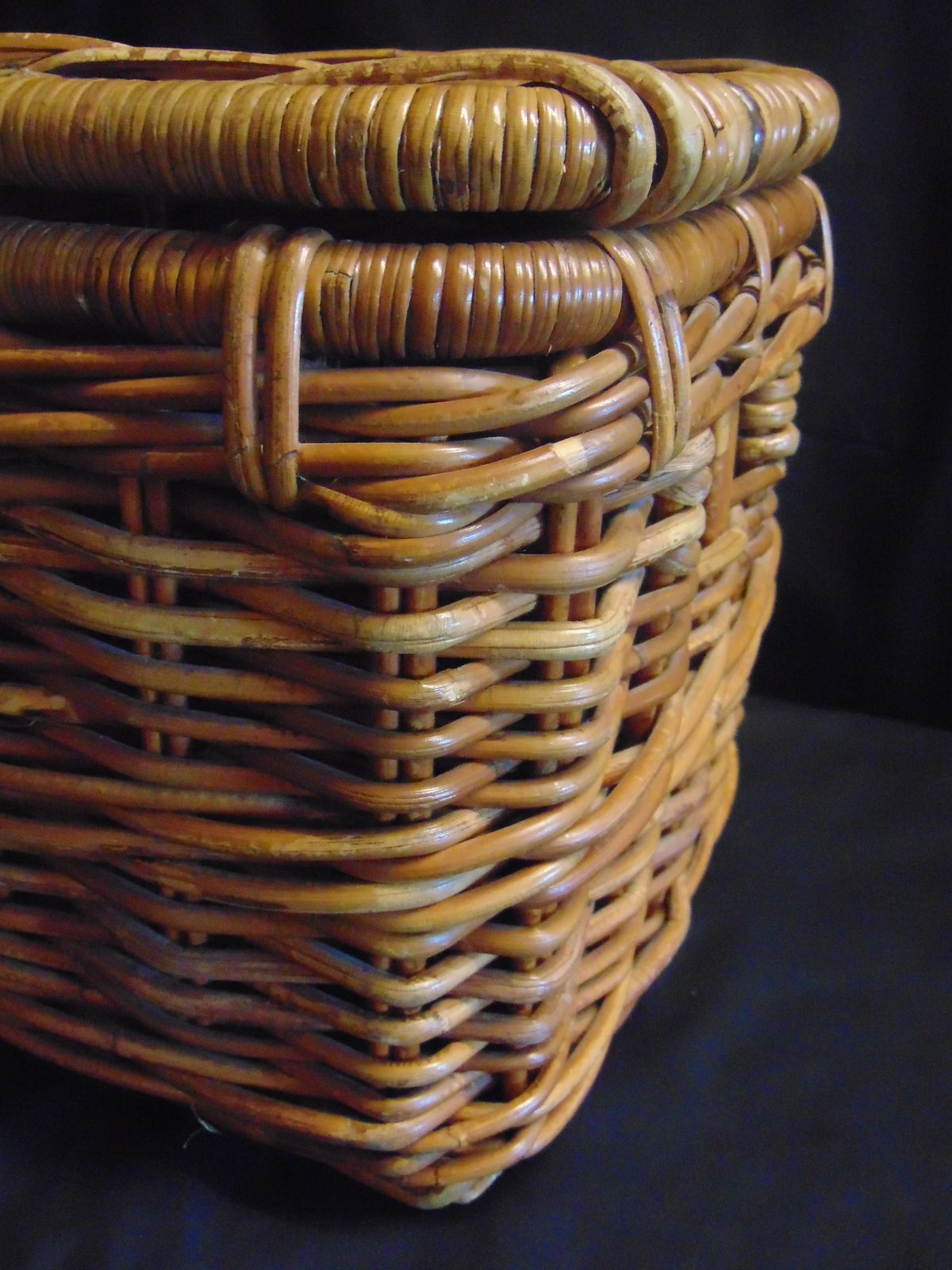 Home Decor Vintage Wicker Basket Fishing Creel photo