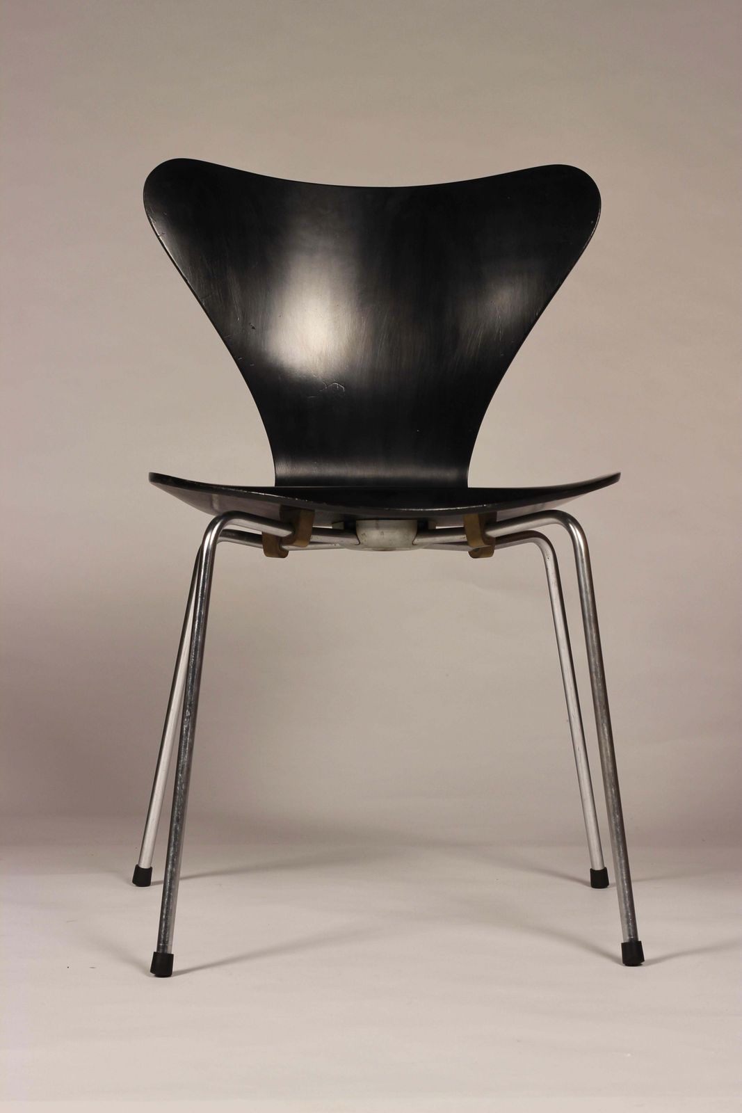 Arne Jacobsen Series 7 Or 3107 Chairs By Fritz Hansen Mid Century Modern 1964 photo 4000.0