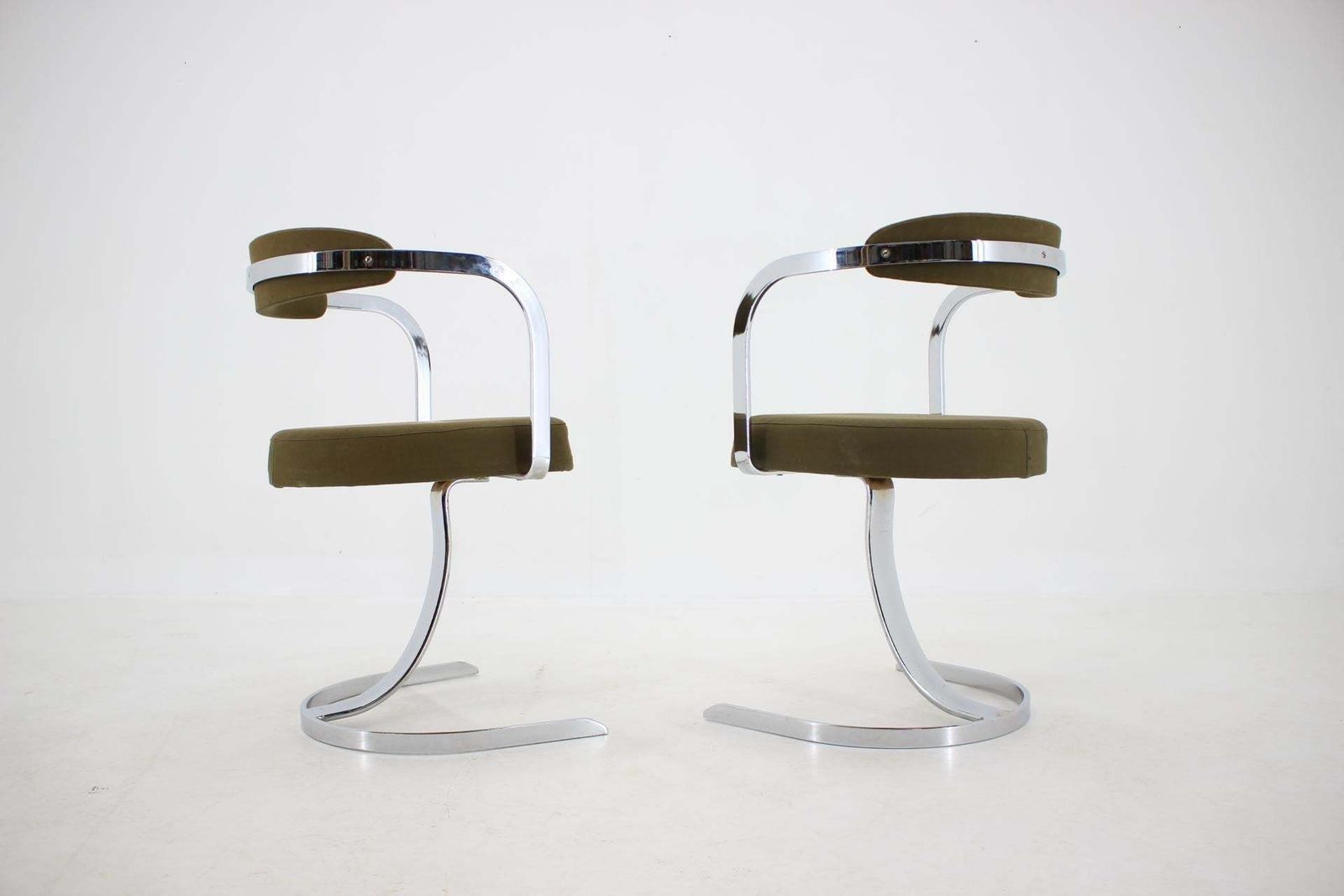 Pair Of Two Very Special French Mid Century Space Age Dining Chairs   1960s photo 2943.0