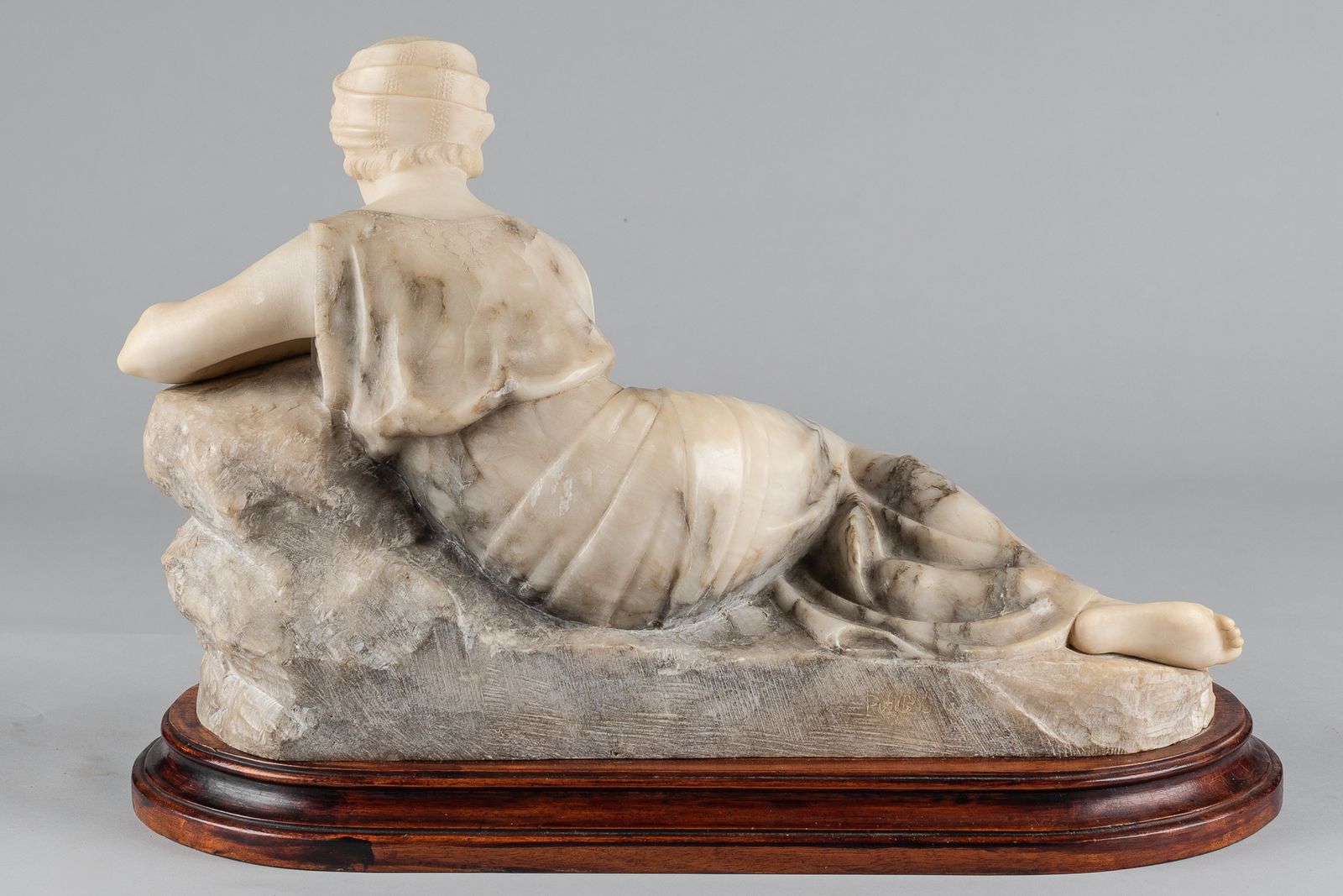 Stunning Italian Two Tone Carved Alabaster Sculpture By Gugielmo Pugi photo buy