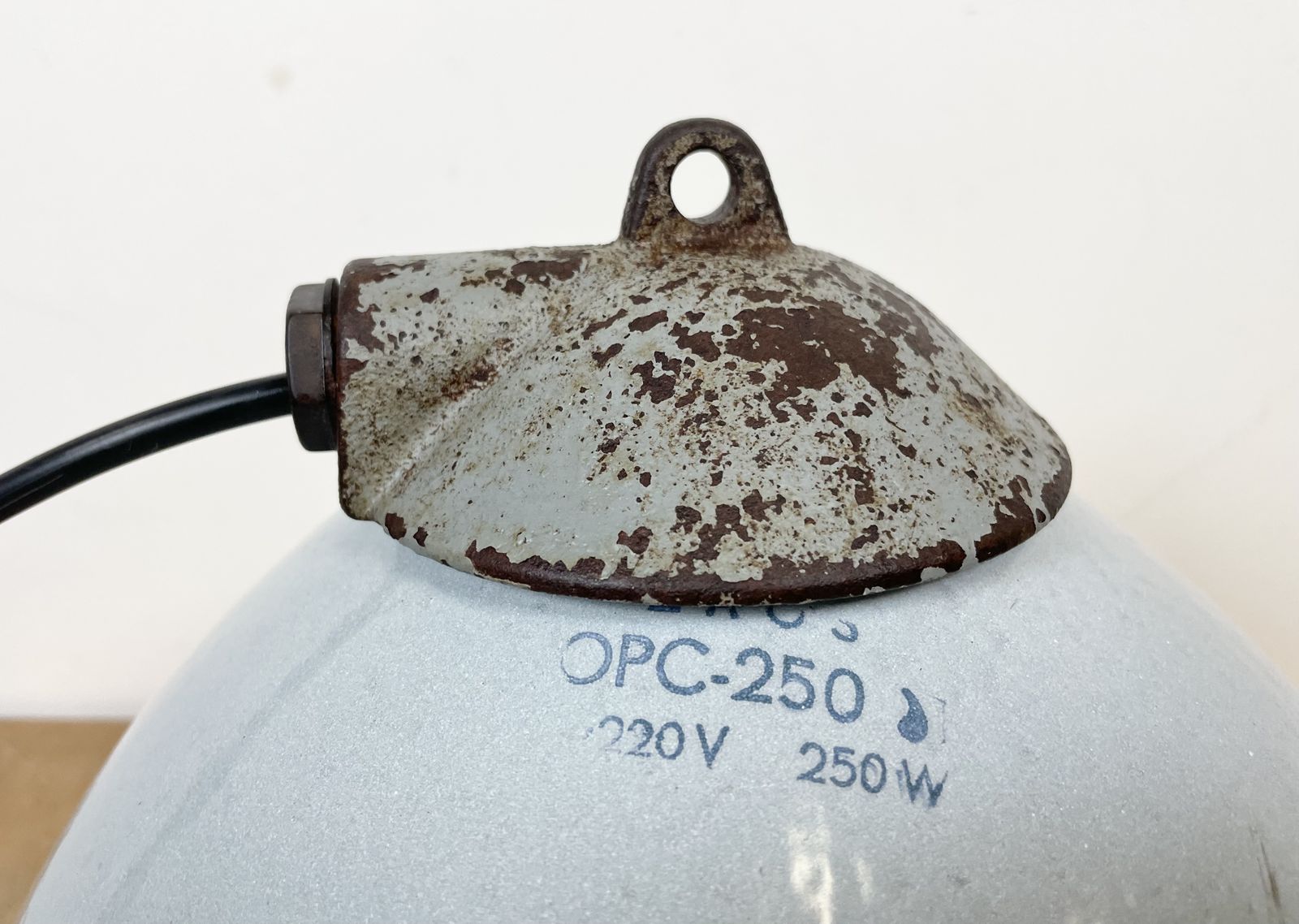 photo vinterior Industrial Grey Enamel Factory Lamp With Cast Iron Top From Zaos, 1960s