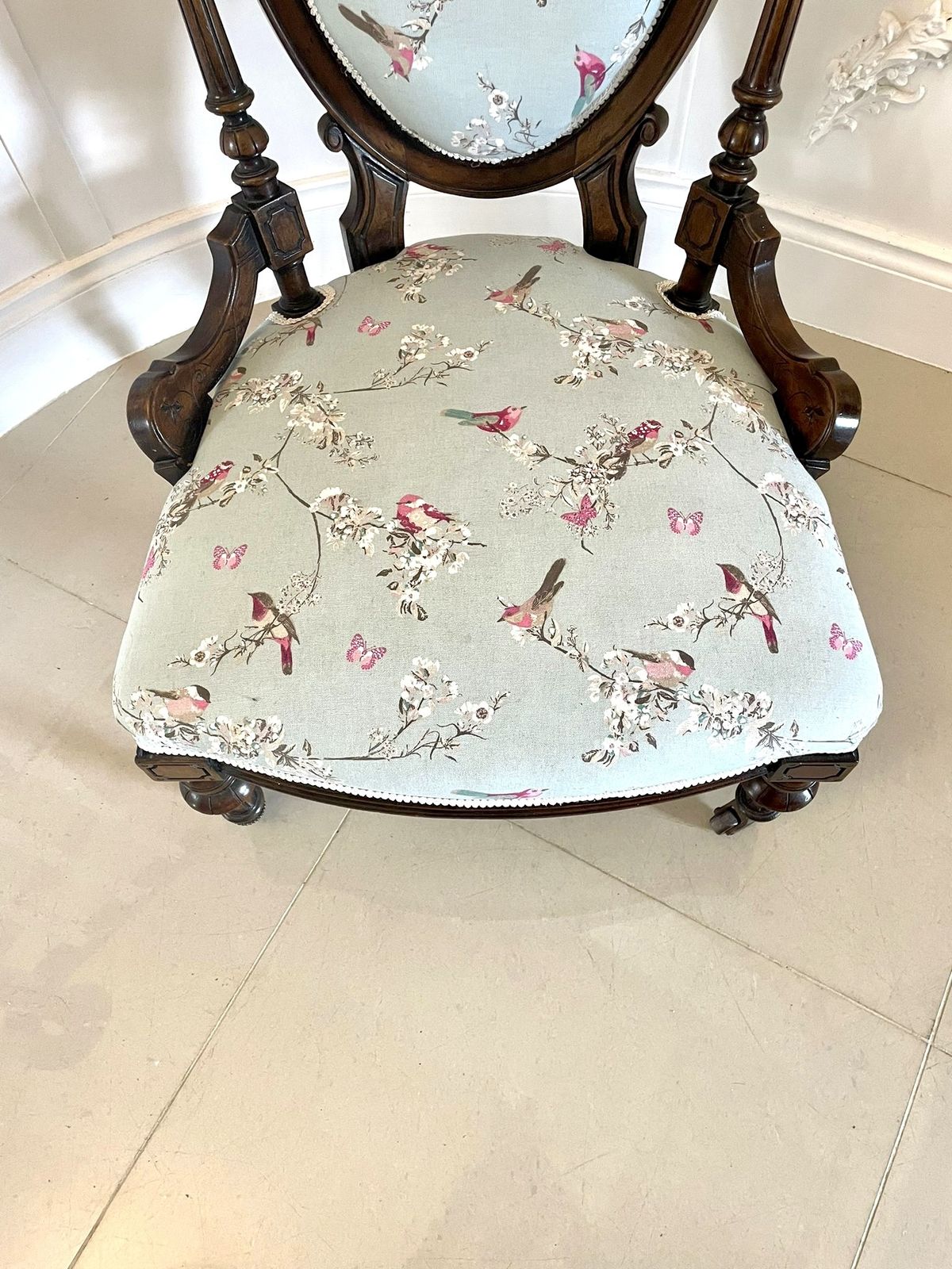 Exceptional Quality Antique Walnut Ladies Chair photo vinterior