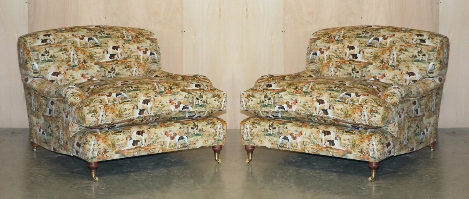 New Pair Of Mulberry Custom Made Howard Love Seat Armchairs Hounds Silk Velvet