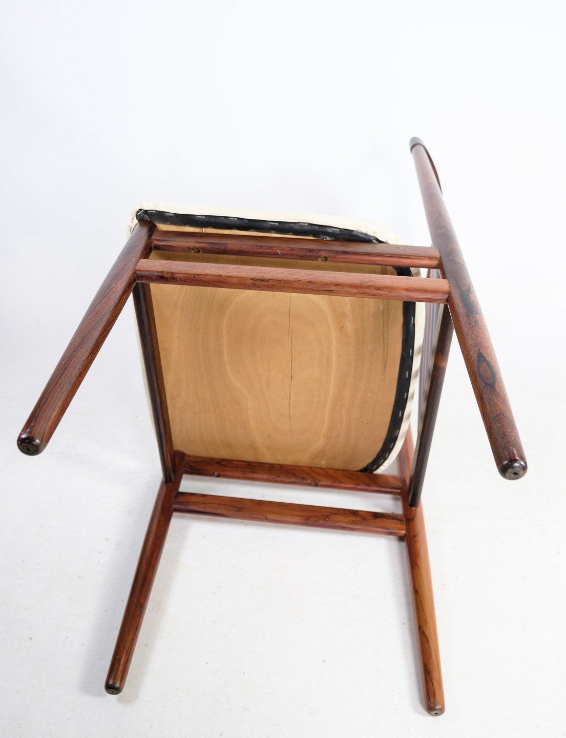 photo furniture Set Of 4 Chairs In Rosewood By Henning Sørensen, 1968
