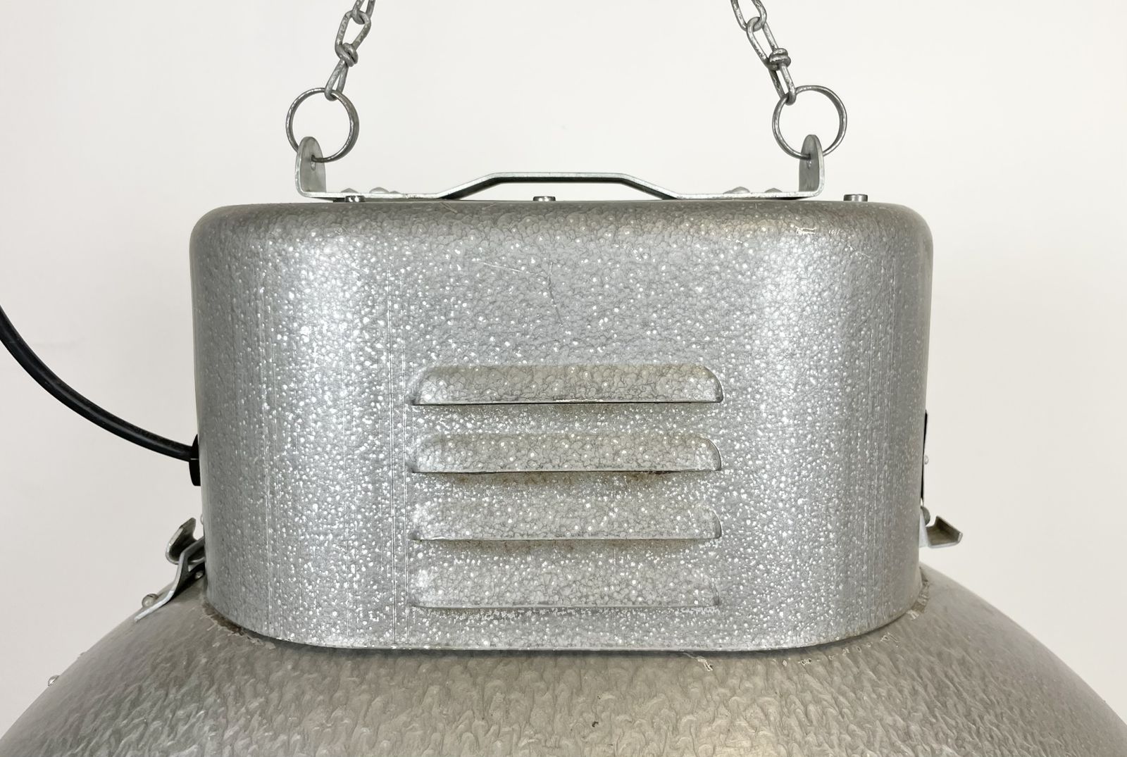 photo vintage Large Oval Industrial Polish Factory Pendant Lamp From Mesko, 1970s, 8x