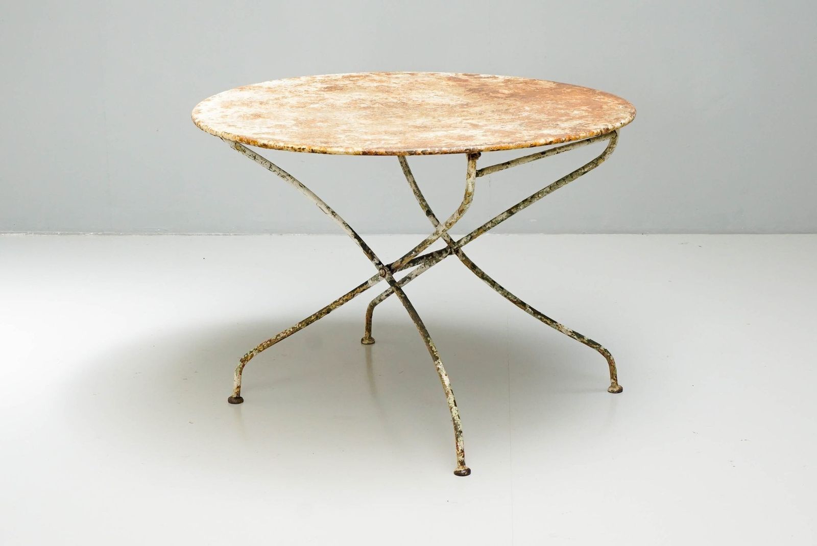 Circular Folding Garden Table, 1920s photo furniture