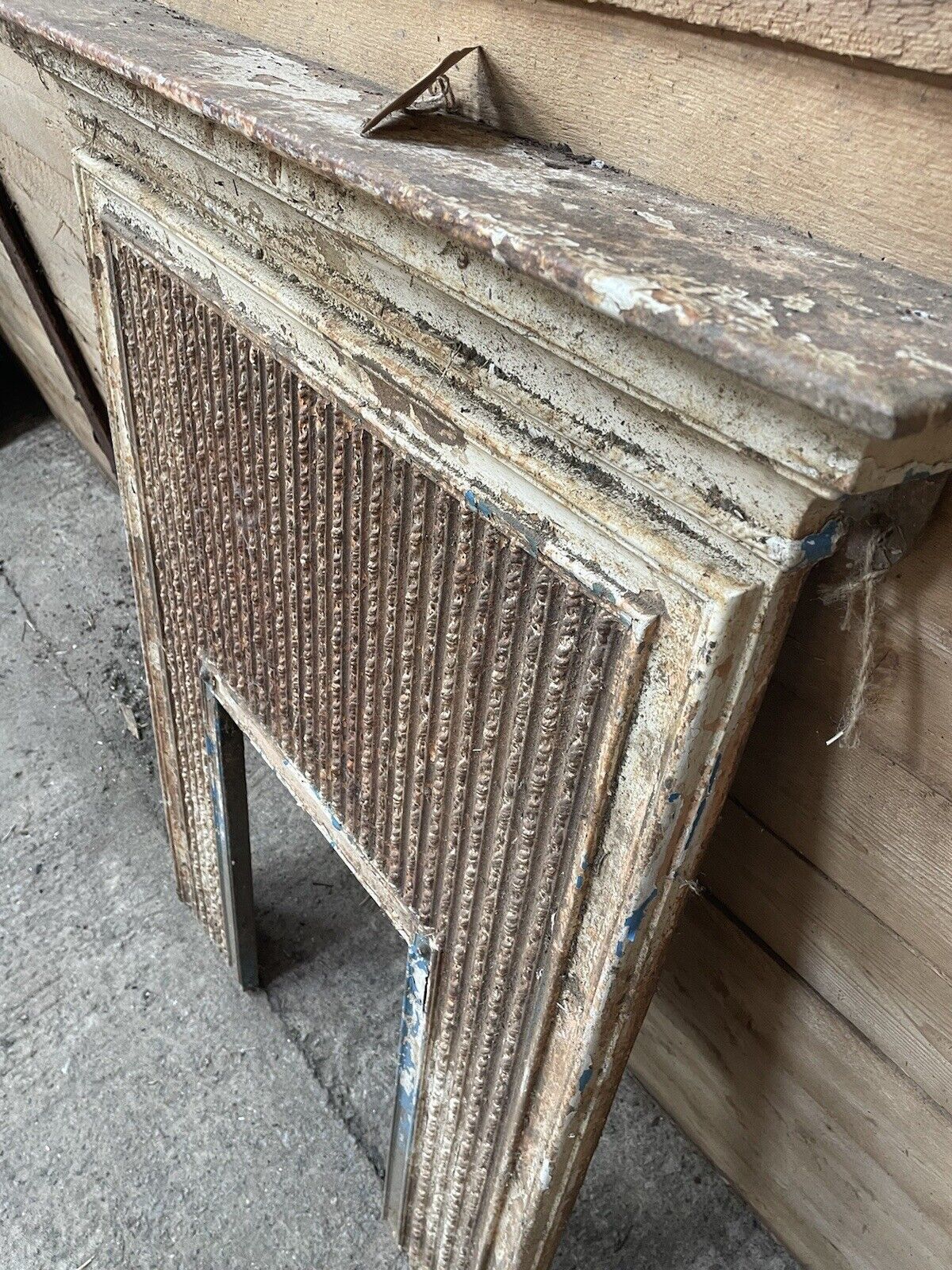 Antique Cast Iron Fireplace Surround photo 150.0