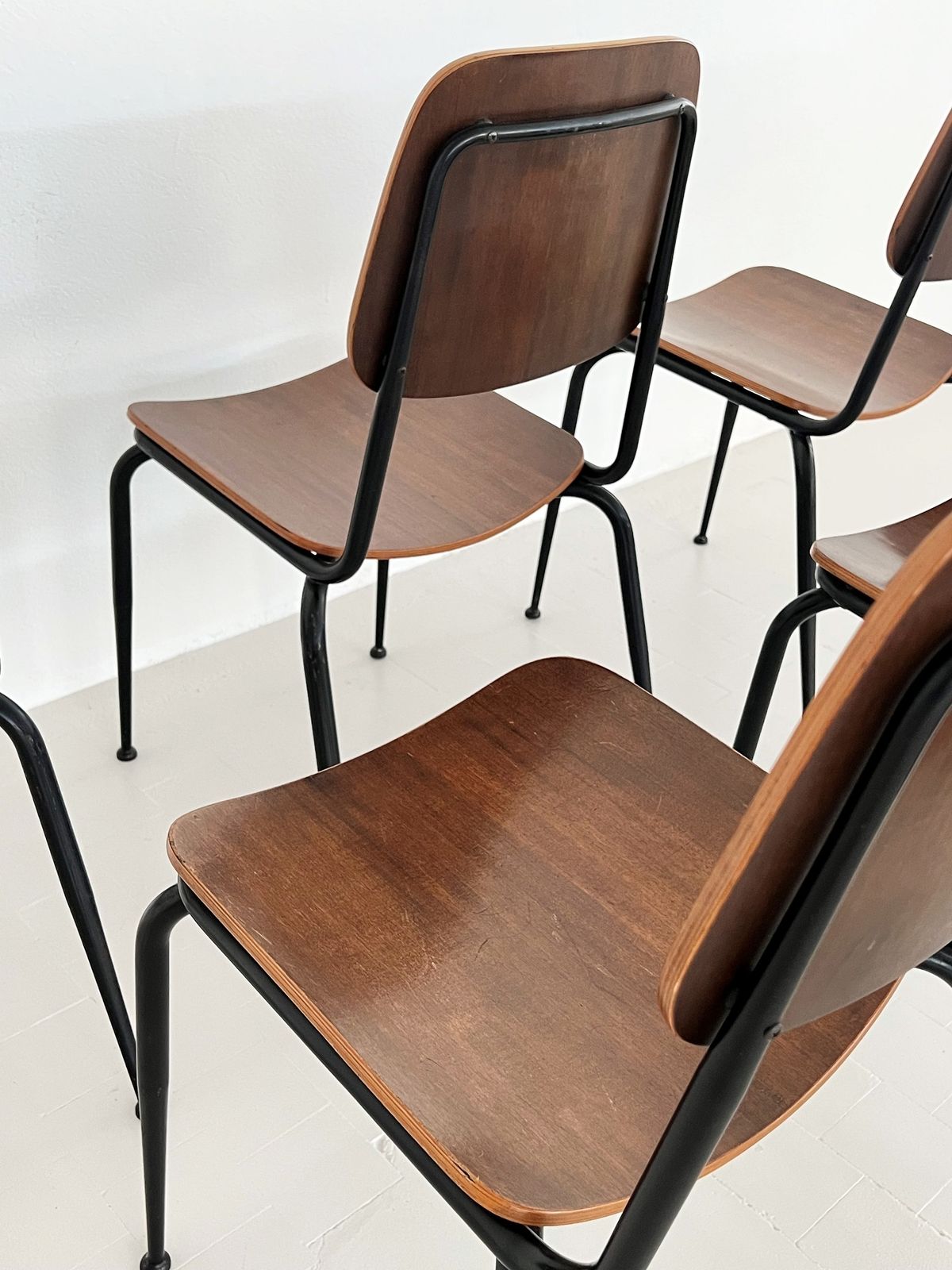 photo furniture Italian Midcentury Plywood Nutwood Chairs By Velca Legnano, 1960s