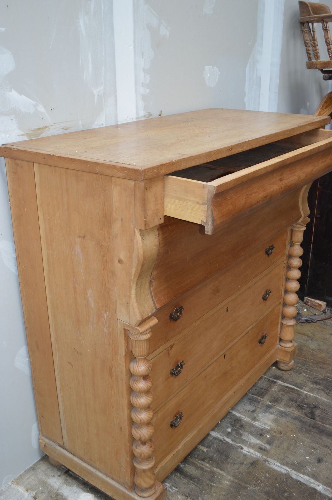 Victorian Pine Og Chest Of Drawers photo for sale