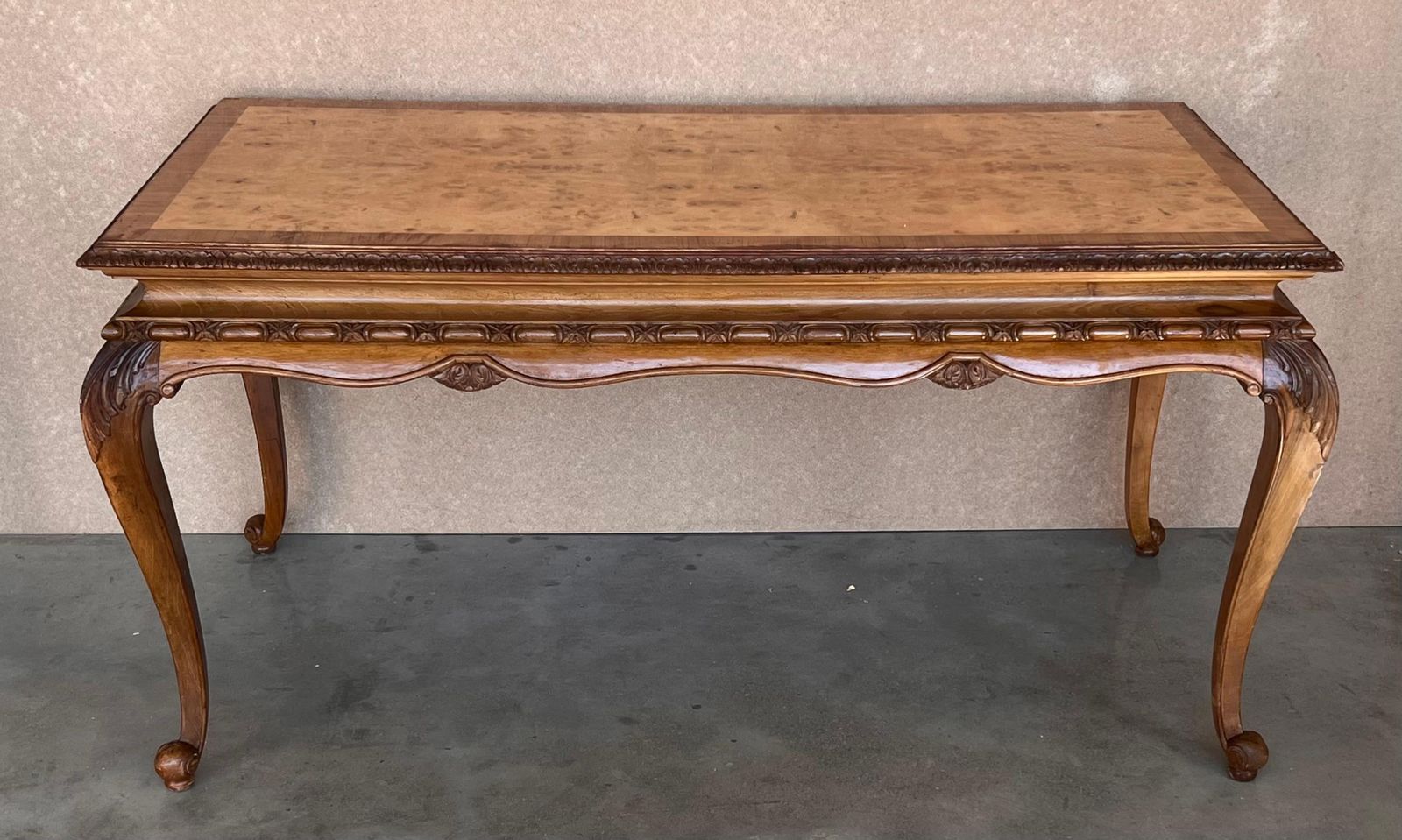 20th Root Oak Dining Room Table With Carved Edges photo for sale