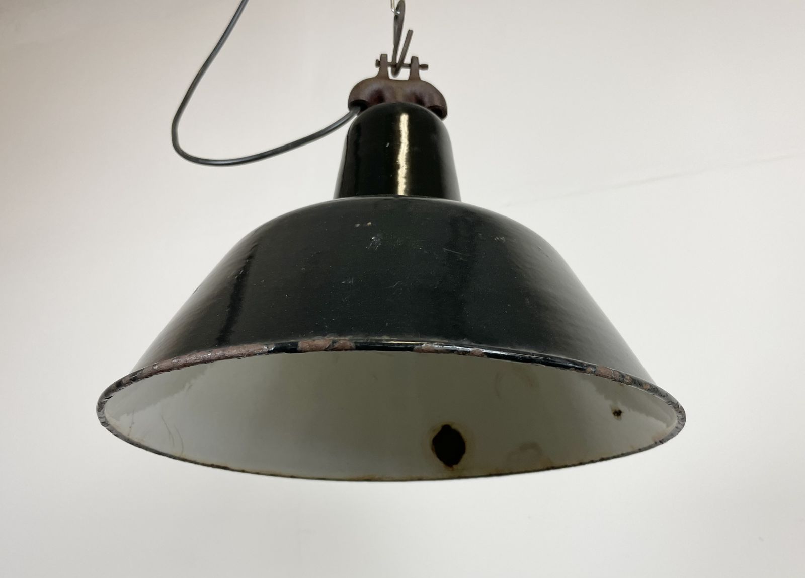 Industrial Black Enamel Factory Lamp With Cast Iron Top, 1950s photo vintage