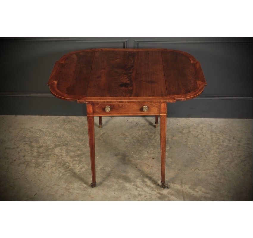 Georgian Mahogany Inlaid Pembroke Table photo vinterior