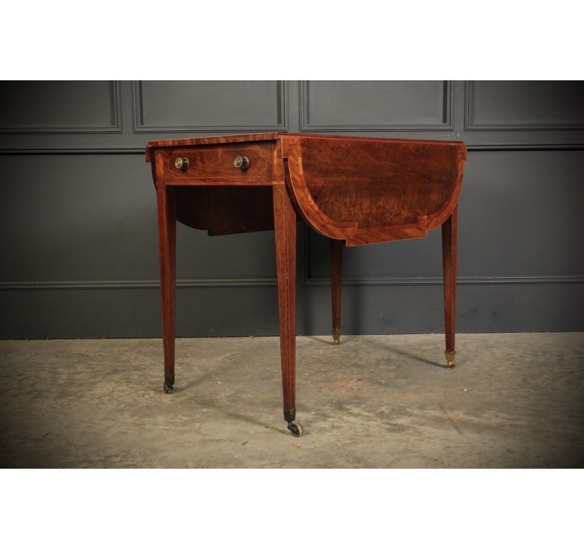 photo furniture Georgian Mahogany Inlaid Pembroke Table