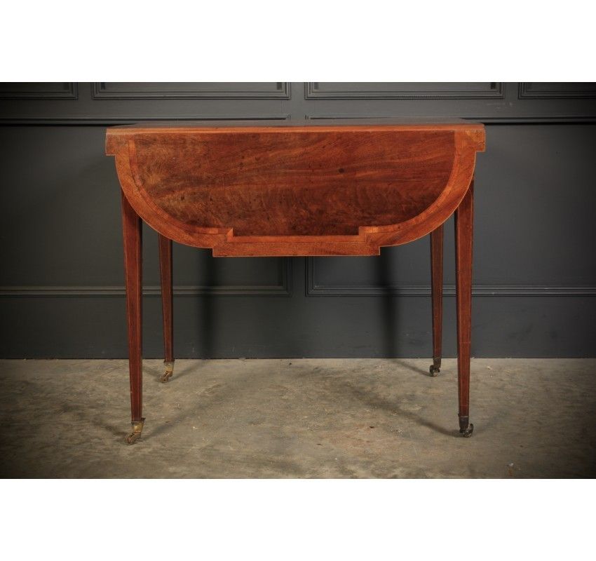 photo vinterior Georgian Mahogany Inlaid Pembroke Table