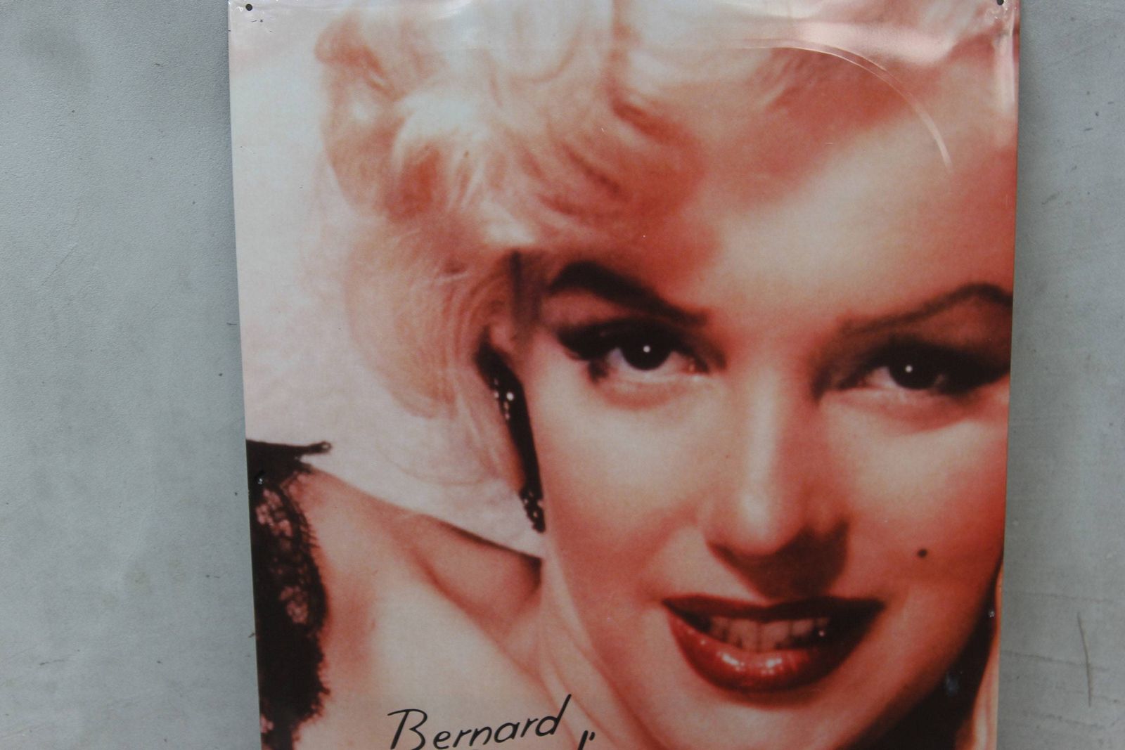 Marilyn Monroe Tin Panel, Bernard Of Hollywood “Marilyn Face” Metal Sign Made In Germany Wall Hanging photo buy