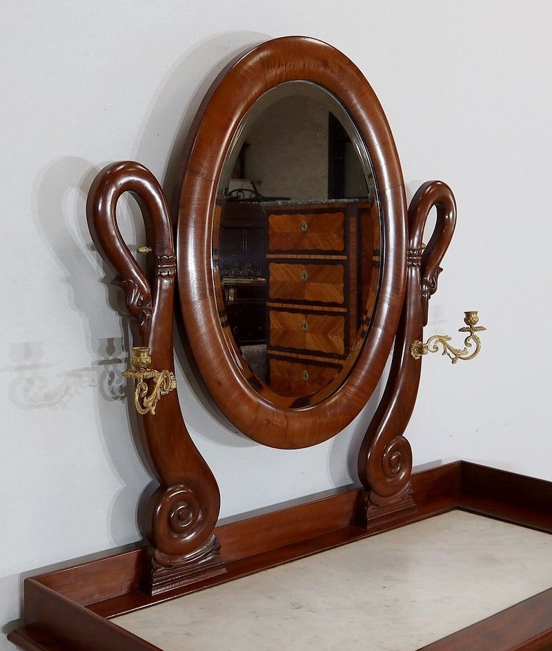 Small Psyche Commode, Restoration Period, Early 19th Century photo vinterior