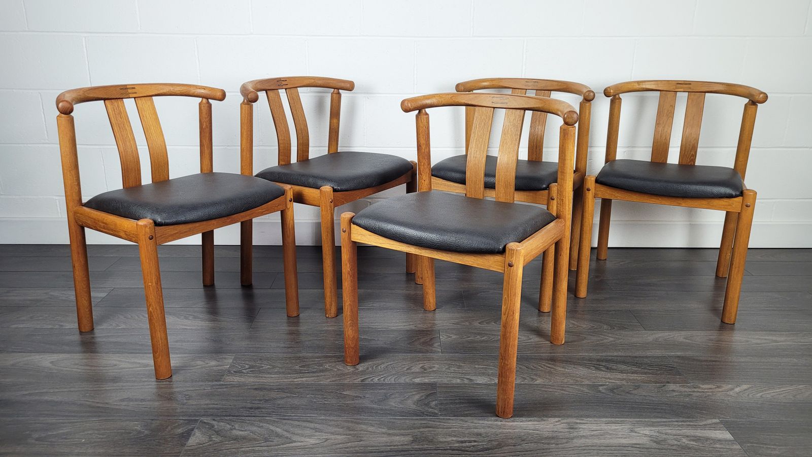 photo furniture Danish Boltinge Stolefabrik Set Of 5 Dining Chairs, 1970s