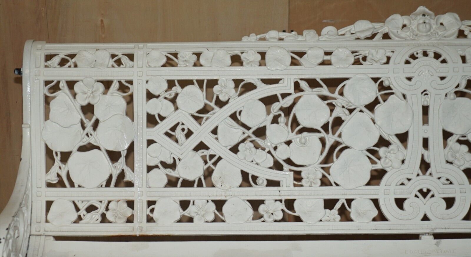 Restored Antique Victorian 1870 Coalbrookdale Nasturtium Pattern Garden Bench photo for sale