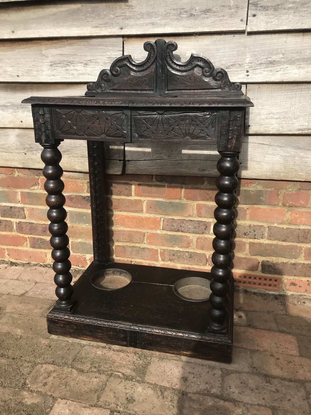 Victorian Carved Wooden Walking Stick / Umbrella Hallway Stand . photo 150.0