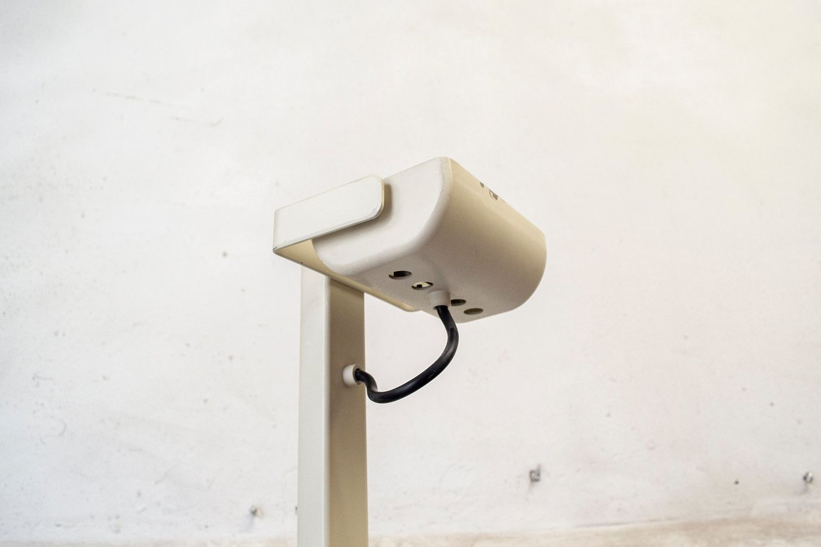 Italian Sirio T Floor Lamp By Kazuhide Takahama For Sirrah photo Lighting