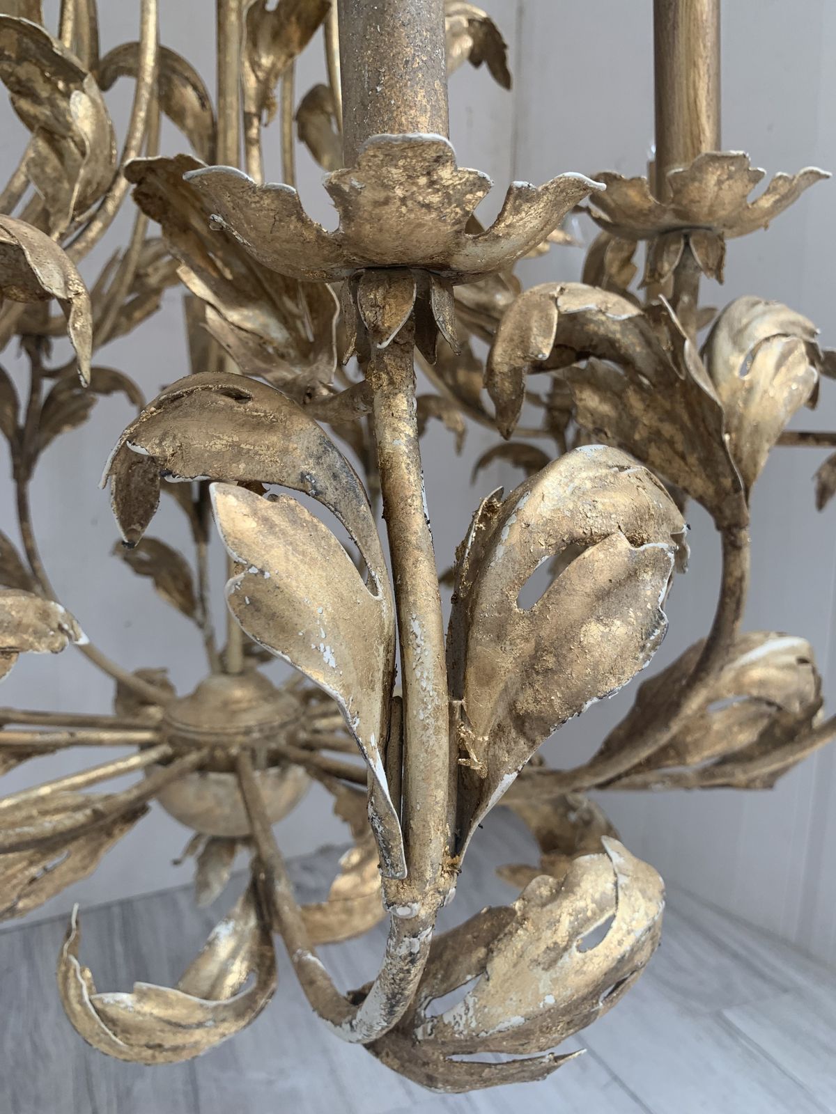 Chandelier In Gold  Handmade Painted Metal, 10 Lights, Wrought Iron Florentine Art Made In Italy photo furniture