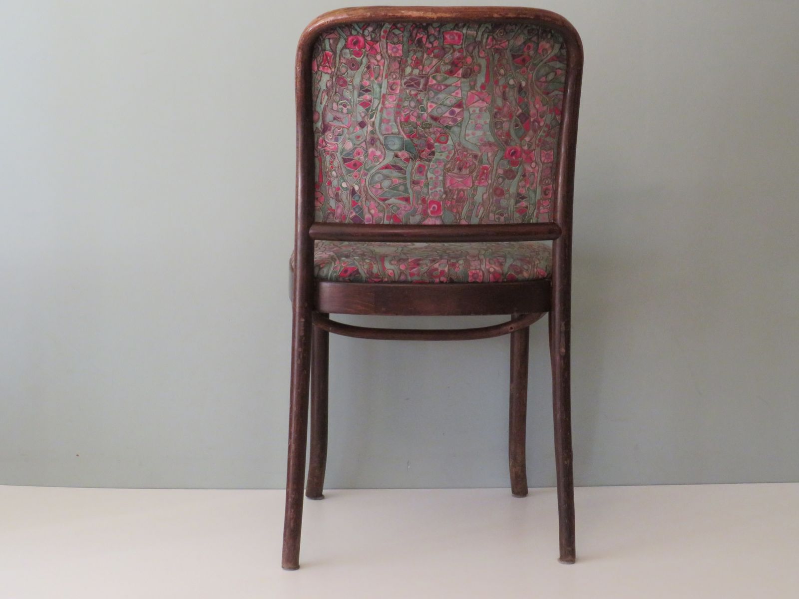 3210.0 4 Thonet Chairs, Model Prague No. 811, First Half Of The 20th Century photo
