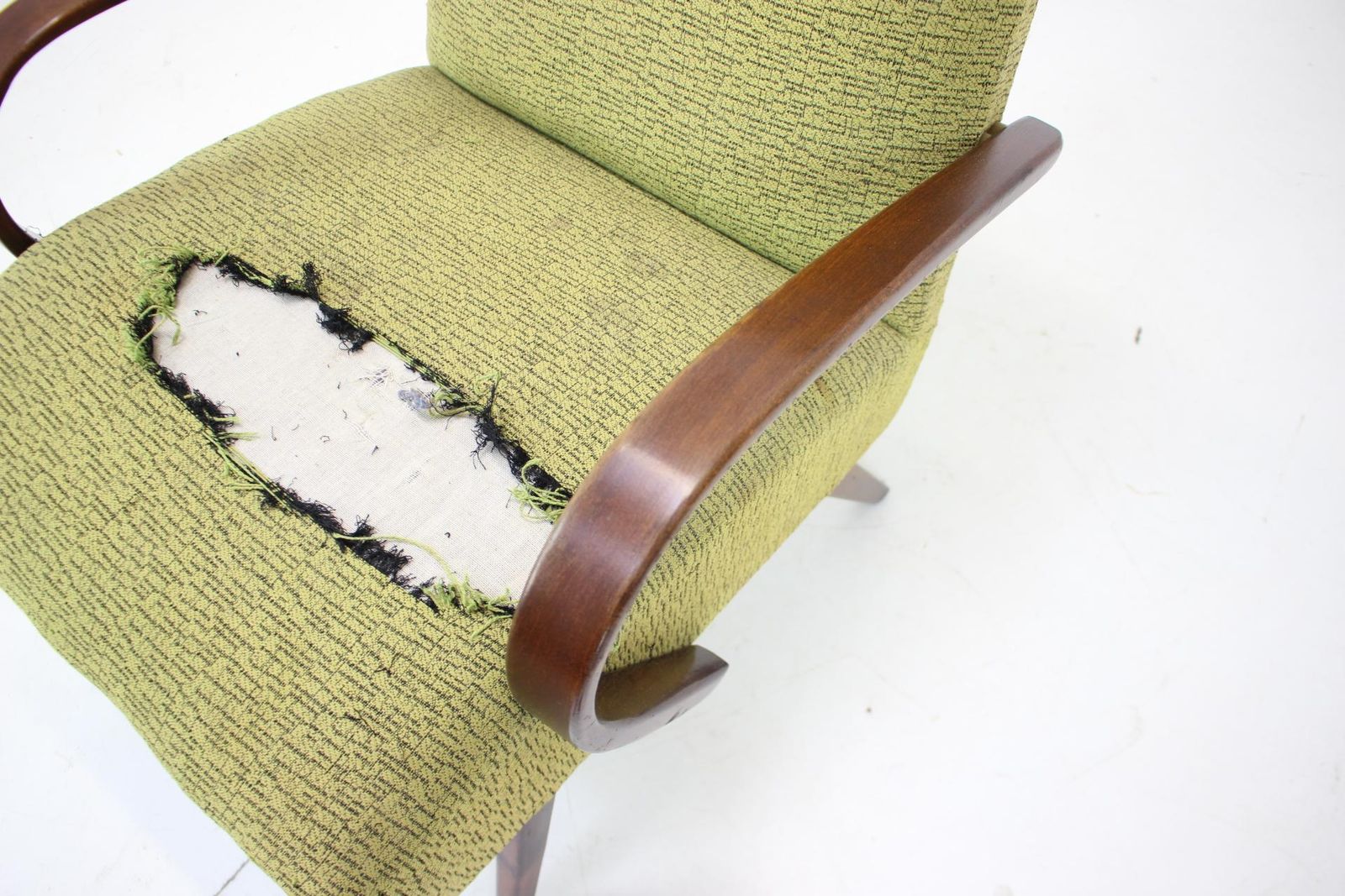 1960s Beech Armchair By Jaroslav Smidek For Ton, Czechoslovakia photo vintage