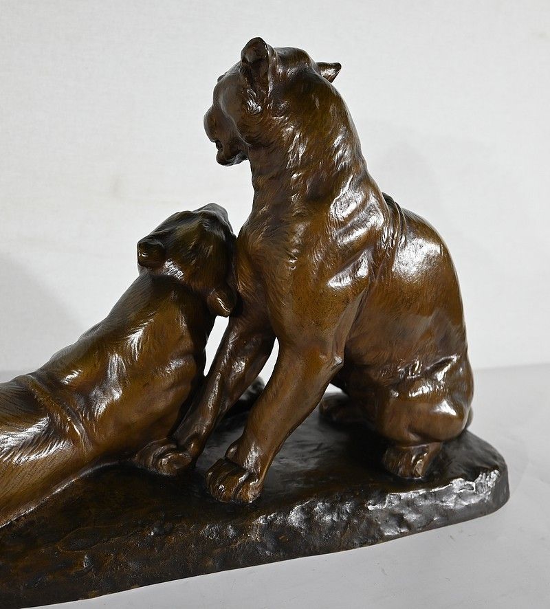 Art Important Bronze "Couple Of Lionesses", By L. Riché   Early 20th Century photo