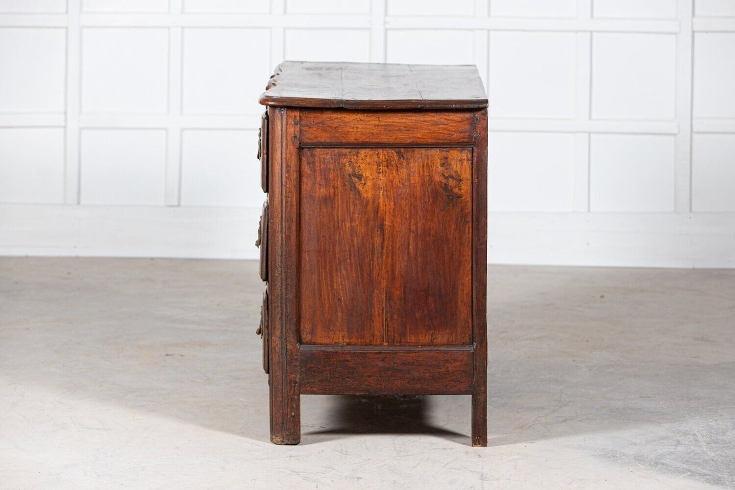 18thc French Walnut Bombe Chest Commode photo vinterior