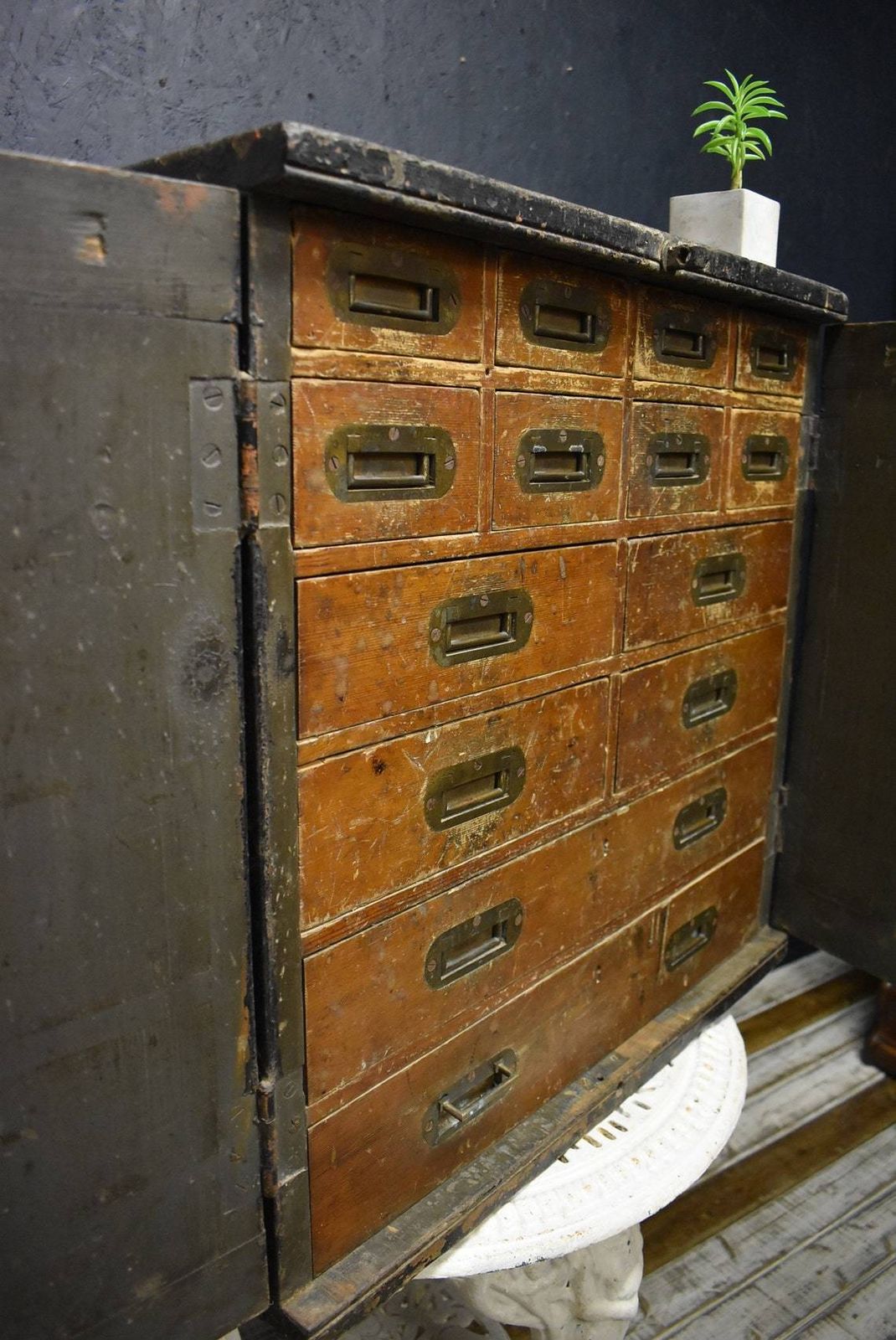 Military Campaign Chest Of Drawers / Strong Box photo vinterior