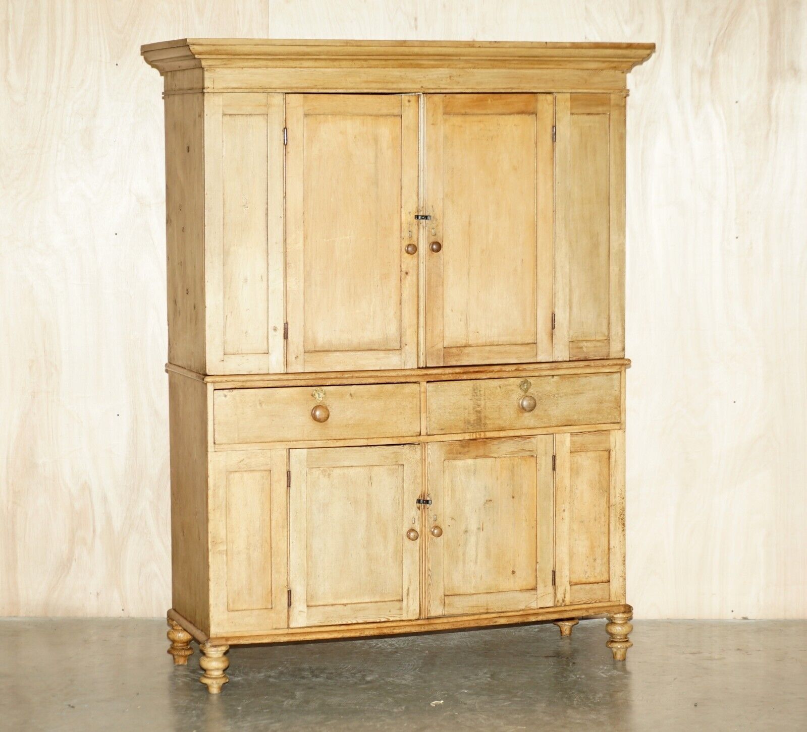 Large Antique Victorian Circa 1880 Oak Housekeepers Cupboard Drawers Linen Pots