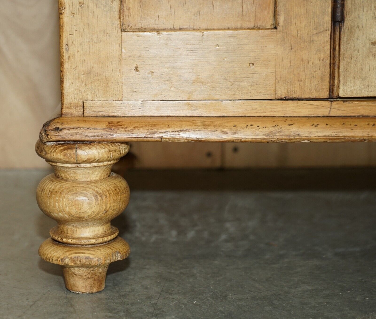 Large Antique Victorian Circa 1880 Oak Housekeepers Cupboard Drawers Linen Pots photo Furniture