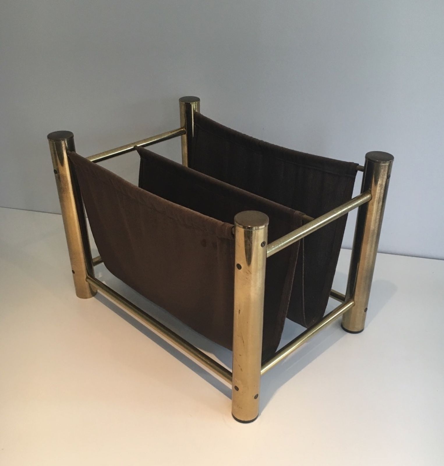photo vintage Gilt Metal And Fabric Magazine Rack