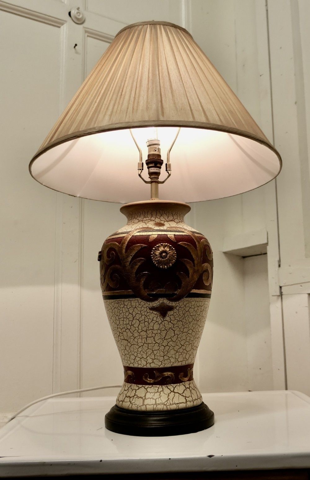 Bulbous Folk Art Painted Table Lamp photo furniture