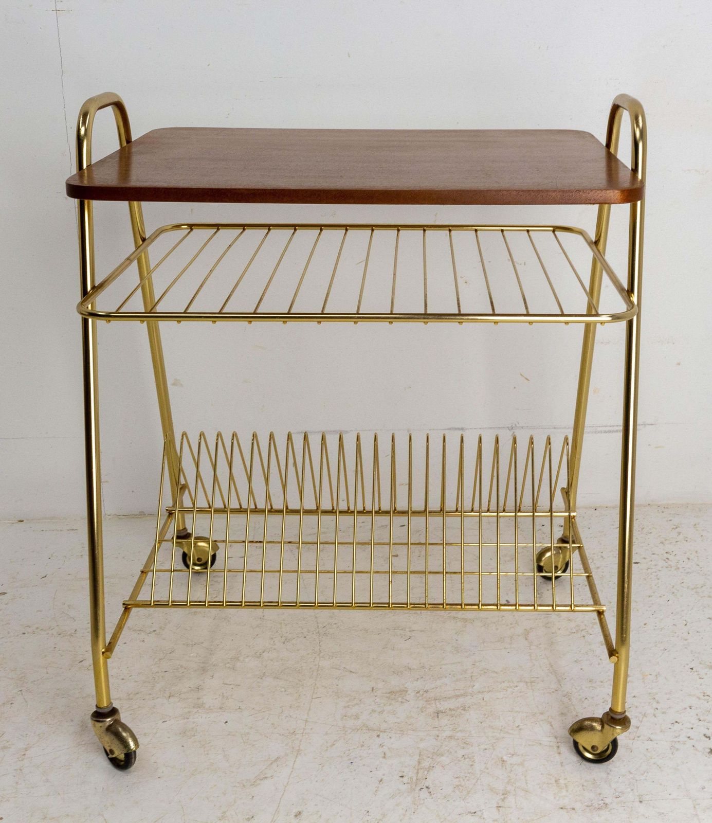 Desserte console en iroko et chrome doré avec roulettes, 1960 photo furniture