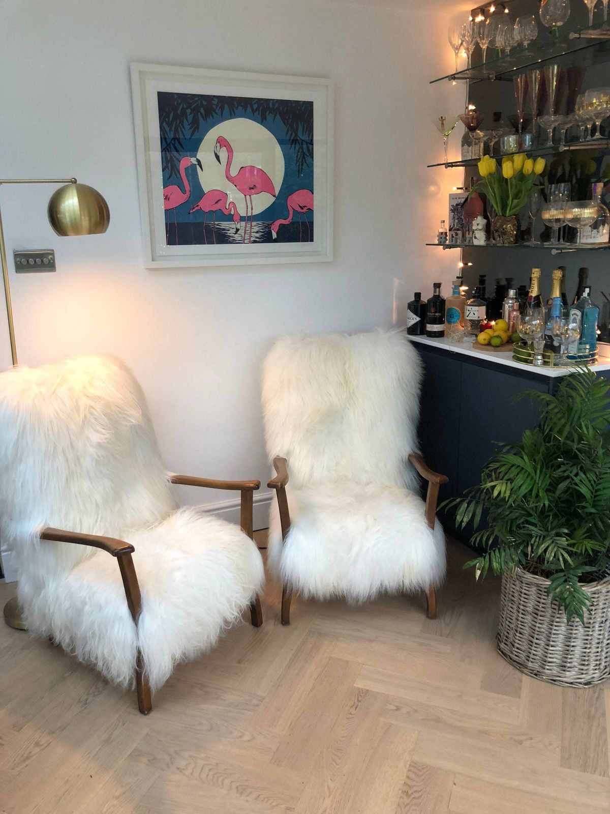 Sheepskin Icelandic, Luxury, White Fur, Genuine Mid Century Chair photo vinterior