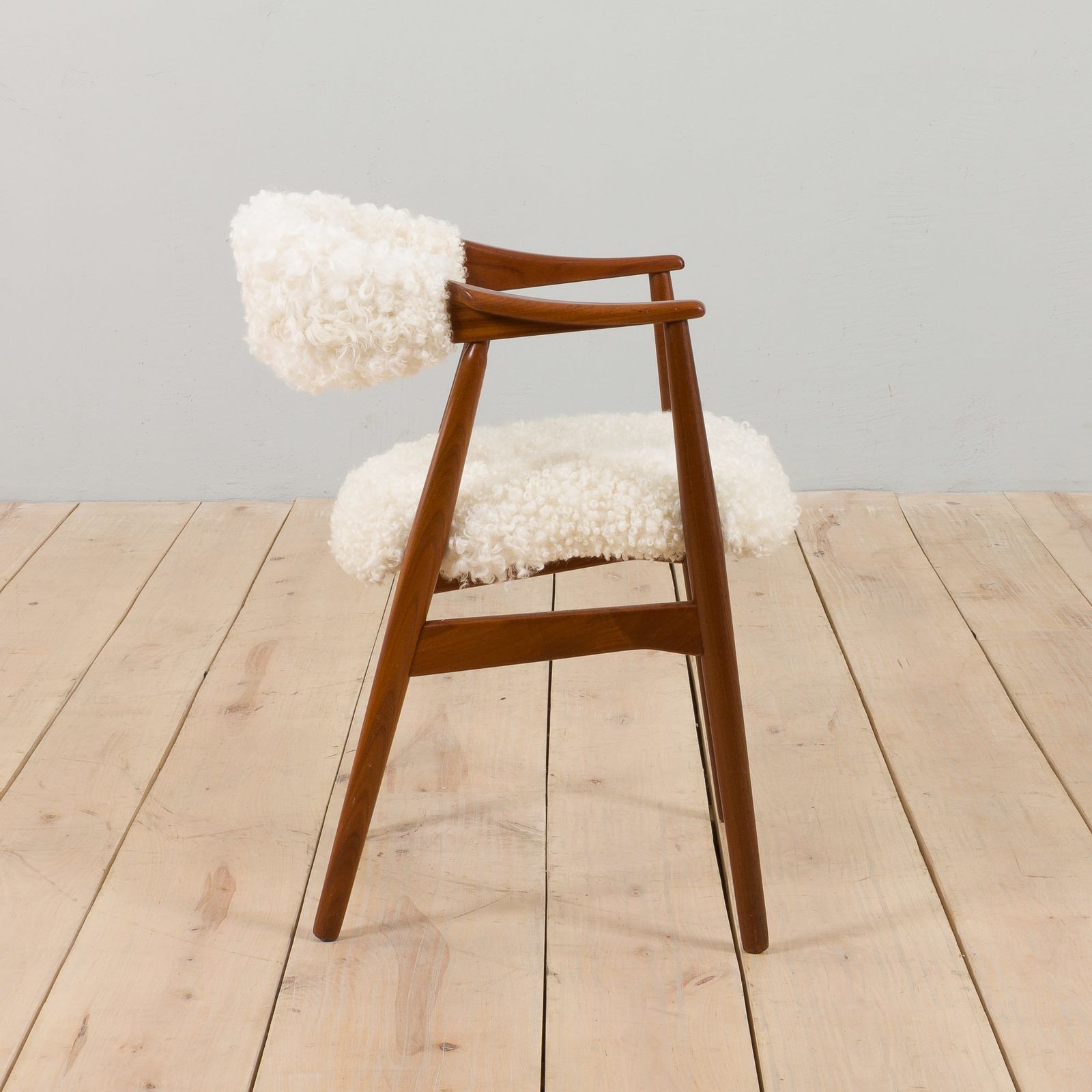 Th. Herlev, Farstrup Solid Teak Chair In Natural Sheepskin Upholstery, Denmark 1960s. photo Furniture