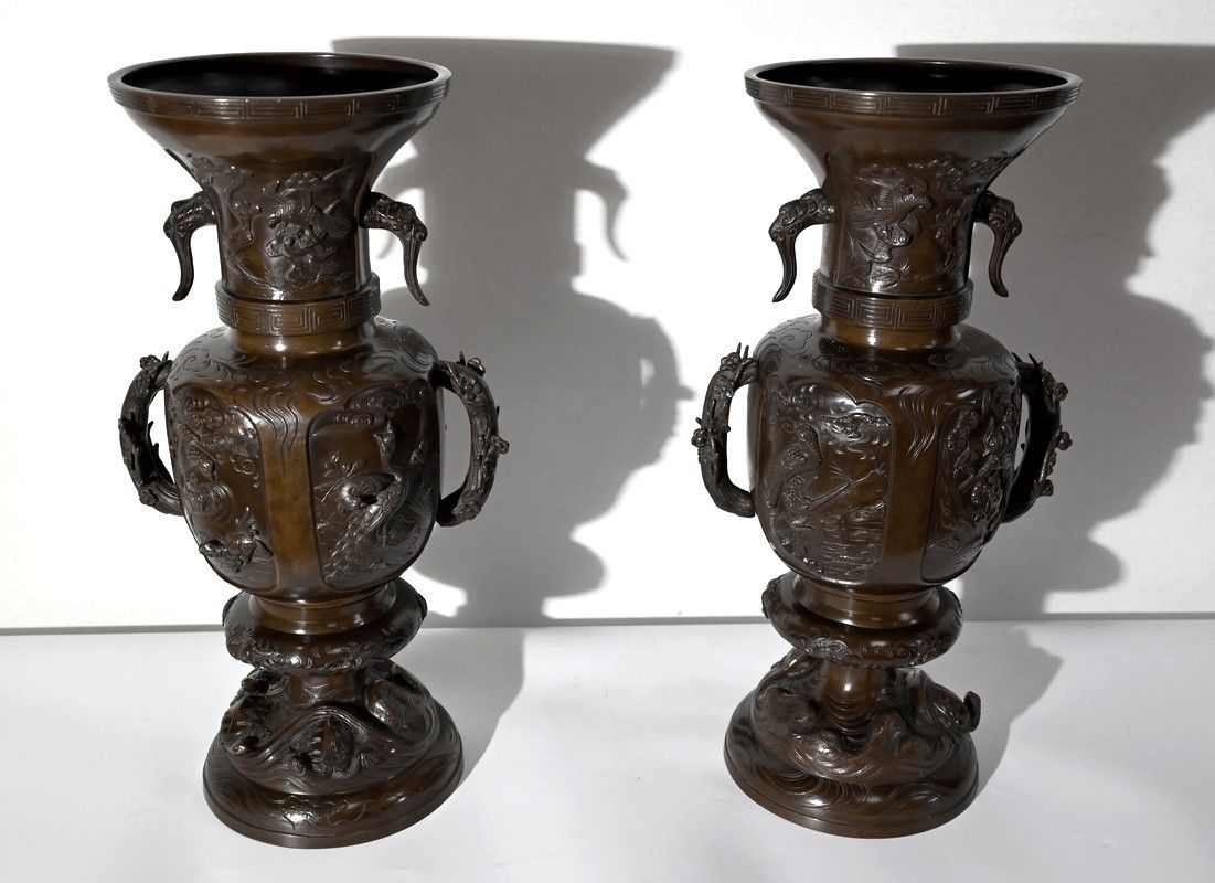 Important Pair Of Bronze Vases, Japan, 1900