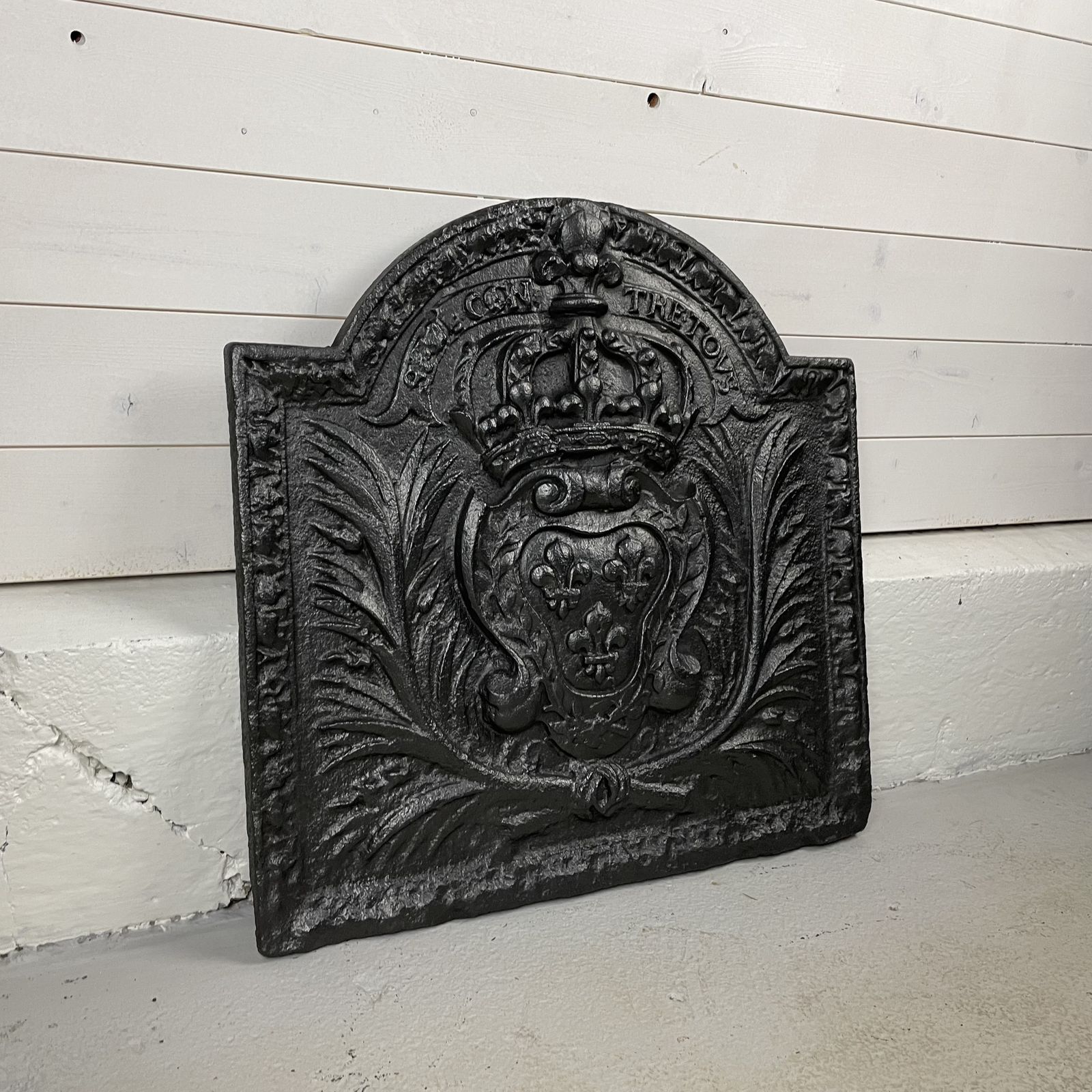 Antique Cast Iron Fire Back With Crown Design photo for sale