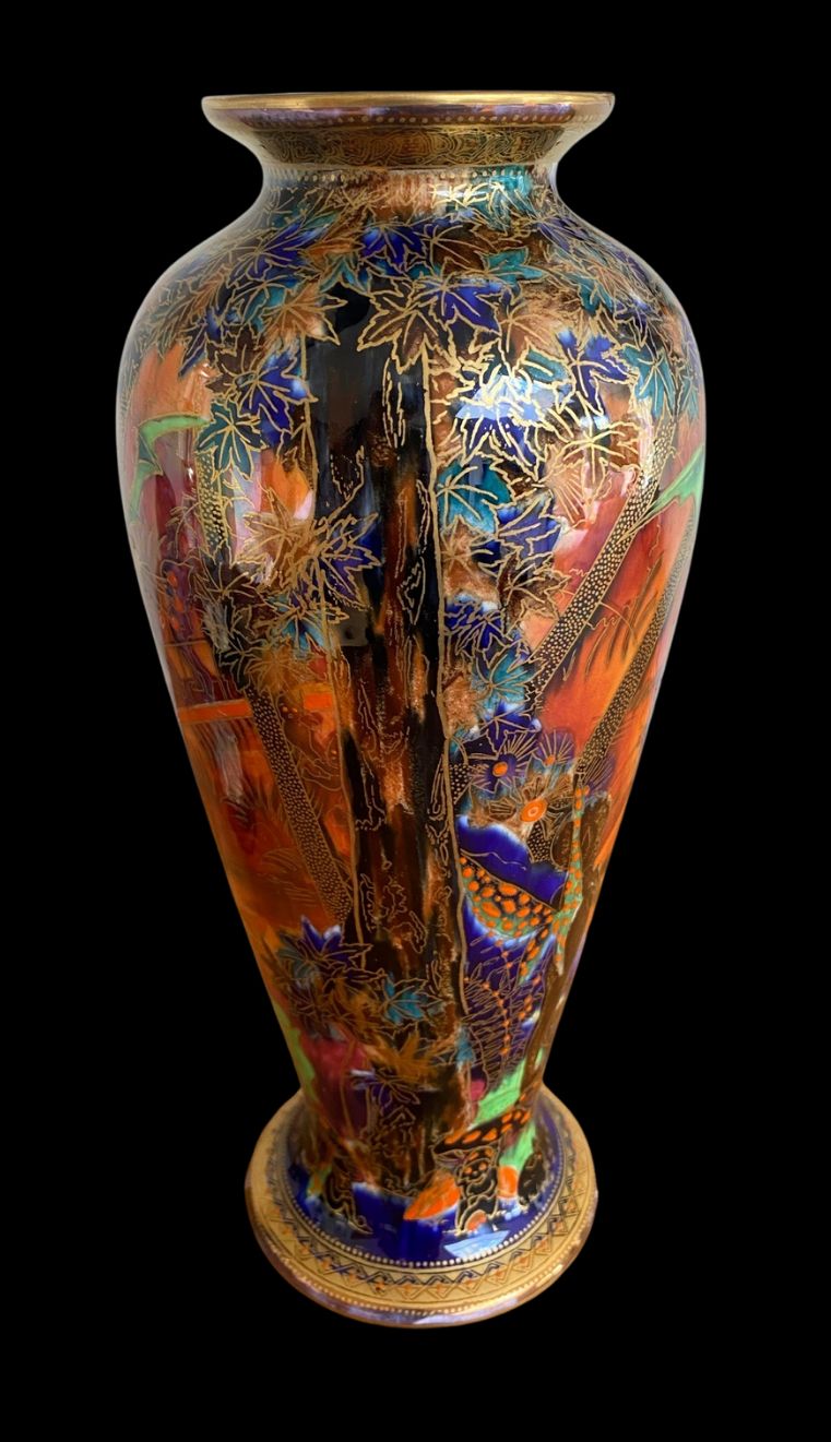 Wedgwood Fairyland Lustre Vase photo furniture