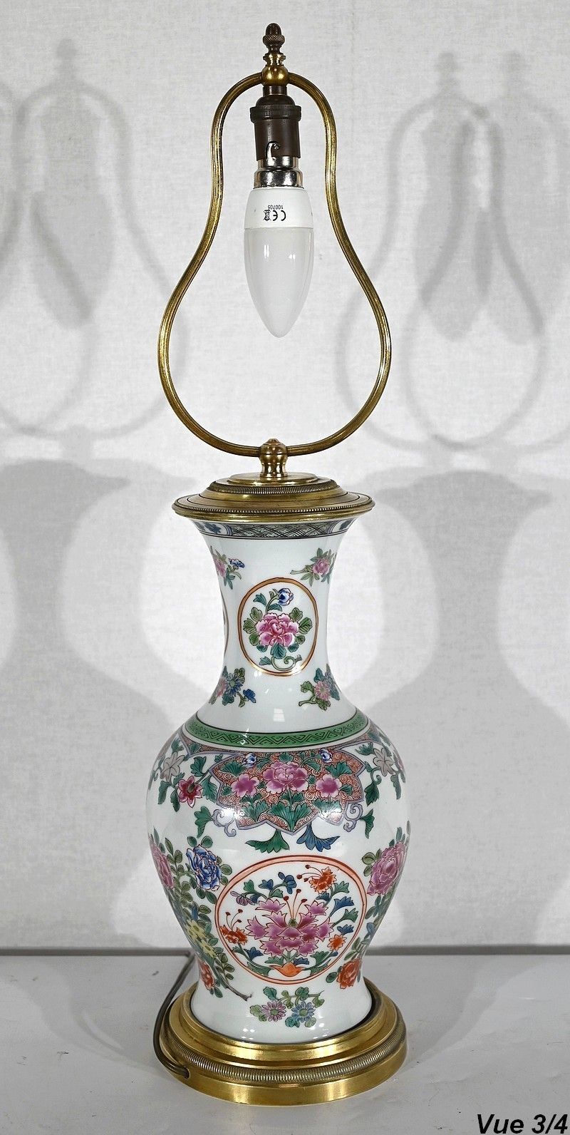 photo vinterior Chinese Porcelain And Brass Lamp   Early 20th Century