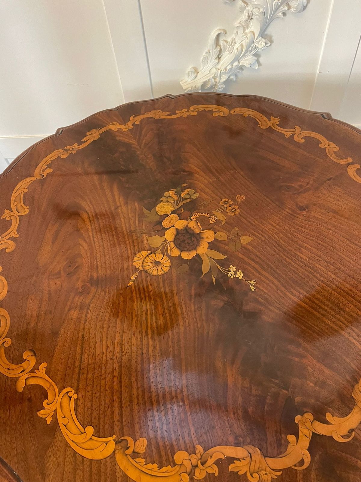 Outstanding Quality Large Antique Walnut Marquetry Inlaid Lamp Table photo vintage