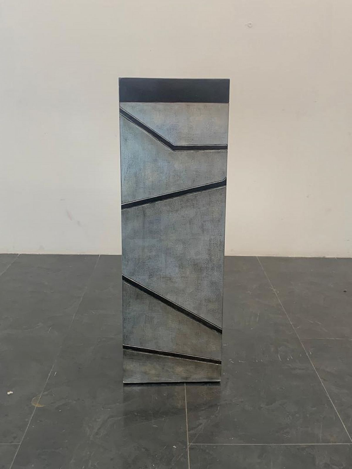 1634.88 Patinated Silver Leaf Pedestal With Black Lacquered Engraved Lines, 1960s photo