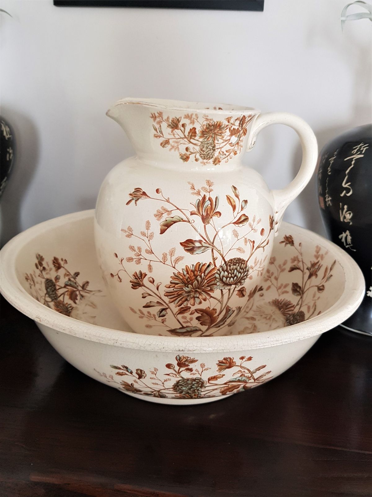Large Authentic Victorian Washbasin And Jug photo furniture